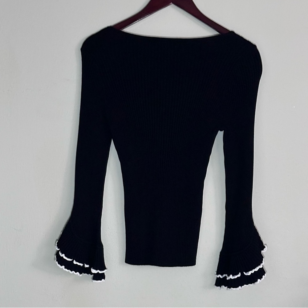 Milly | Ribbed Ruffle Bell Sleeve V-Neck Knit Top | Small - Picture 3 of 12